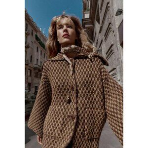 ZARA OVERSIZE KNIT JACKET